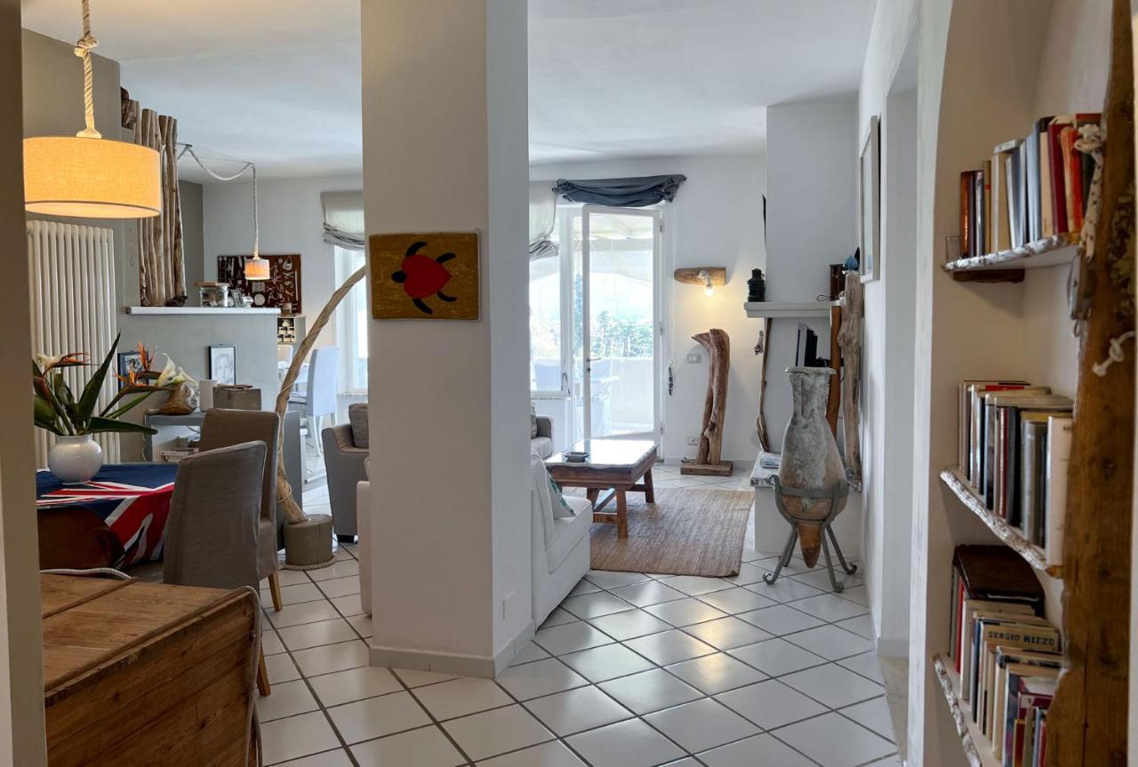 A Casa Di Enrico B&B Portoferraio Kültér fotó